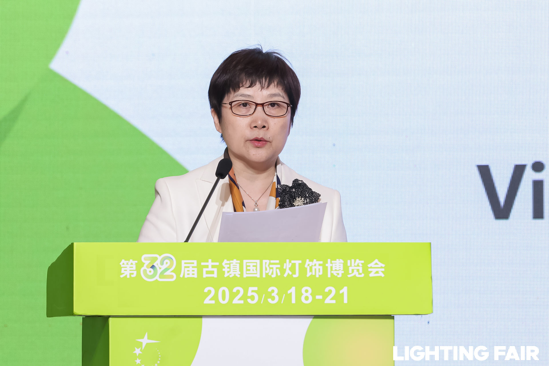 何理事長已修2.jpg
